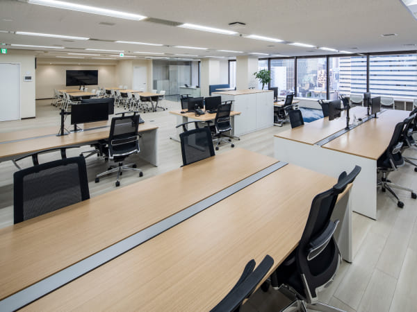 西部技研工業 オフィス内観